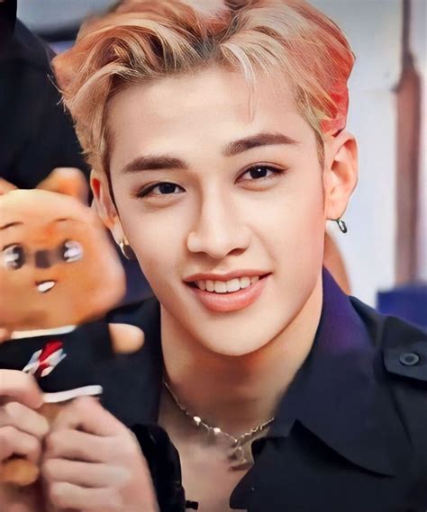 Bang chan cute han skzoo | Ukiss kpop, Caras, Amor de mi vida