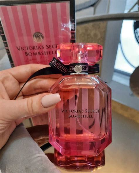 Victoria's Secret Bombshell Виктория Сикрет Бумшелл: 450 грн. - Духи ...