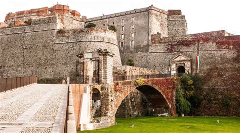 Reiseführer Savona: 2024 das Beste in Savona entdecken | Expedia.de