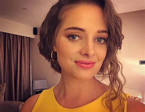 10 Pictures of Erika Kaar that will make you fall in love with her ...