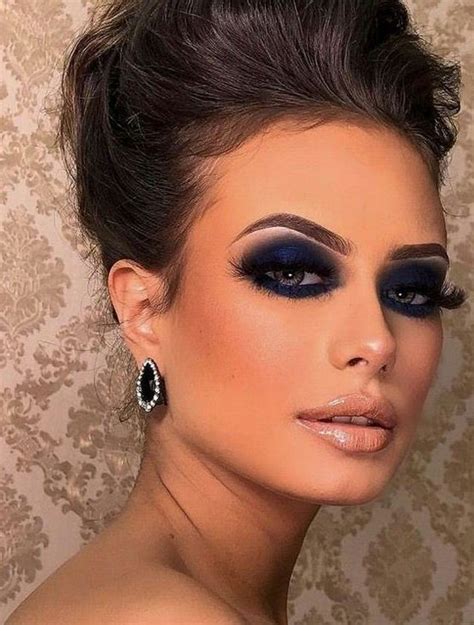 Pin by Lynn Smith For Cutting Edge Co on Make Me Up | Christmas eye ...