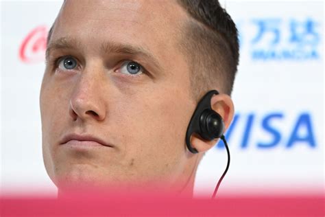 “Per me è l’ideale”: Zielinski cita il Napoli in conferenza, il motivo