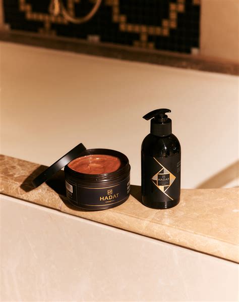 Купить восстанавливающий шампунь Hadat Cosmetics