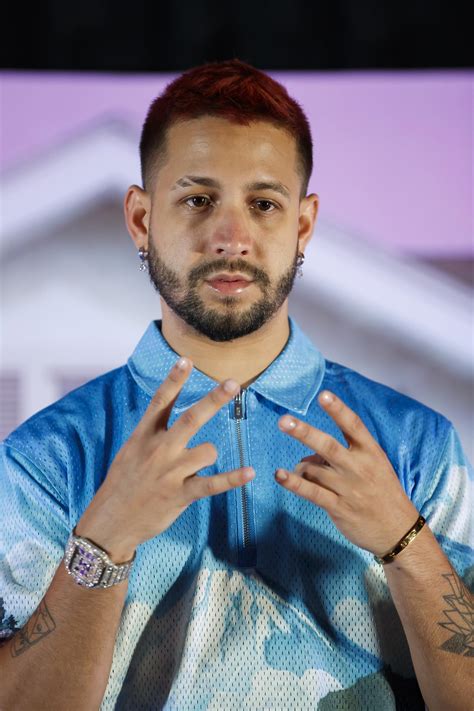 Mora perfila el futuro del reguetón en su música sin perder la esencia