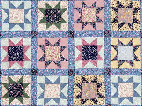 Quilts 101: Identifying Vintage and Antique Quilts