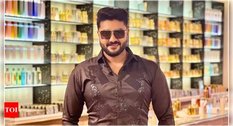 khiladi pradeep pandey chintus  song dil kare demand dollar ka
