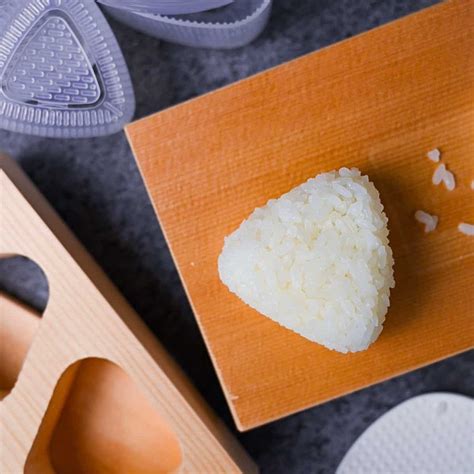onigiri mould