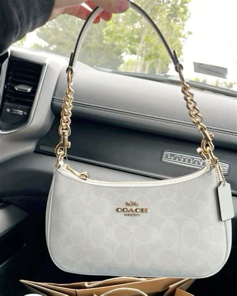 Blonde hair with highlights short hair styles impact trends 30