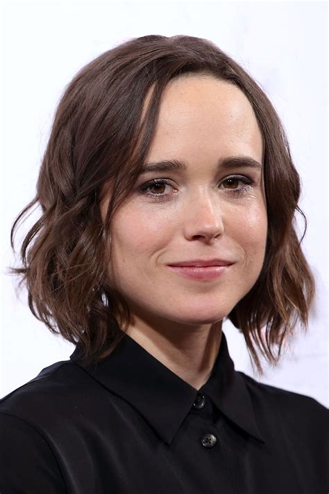 Critics discuss how sexy women celebs influence young fans 28