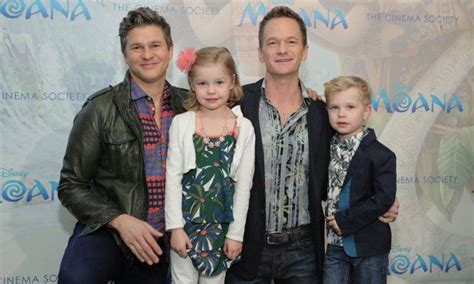 Neil Patrick Harris Height, Weight, Age, Boyfriend, Family, Biography ...