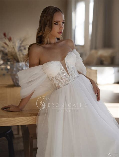 Купить свадебное платье в СПб недорого - салон Robe Blanche