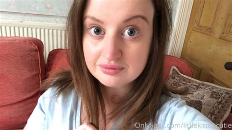 "Out of ten, how cute am I? 😉😉😉" by kittengotcream from OnlyFans | Coomer