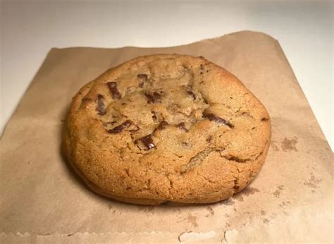 I Tried Costco’s New Food Court Cookie & It Was Nearly Perfect