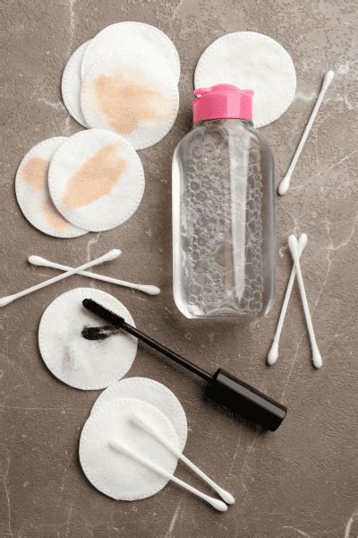 Micellar Water Vs. Toner: What is Best for Your Skin Care Routine?
