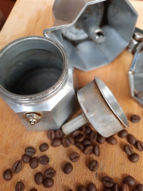 preparare  buon caffe  la moka giornale del caffe