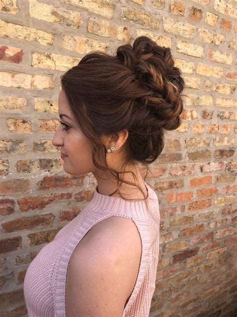 20+ Curly High Bun Updo | Fashion Style