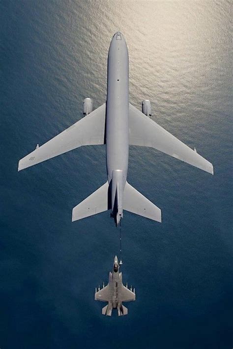 Mid-air Refueling : r/aviation