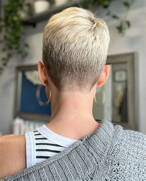 You wont believe how versatile short haircuts pixie cuts can be 10