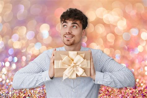 ТОП-280+ идей Что подарить парню на 23 года на День Рождения - подарок ...