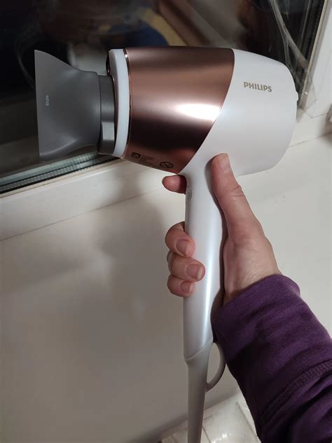 Фен Philips BHD827/00 купити - ціна, характеристики | Comfy