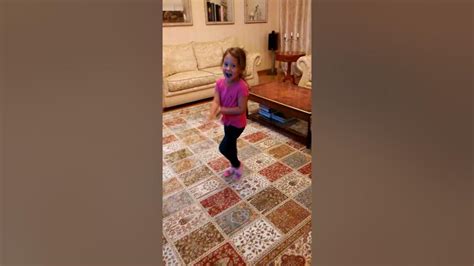 Kukutiki dance - YouTube
