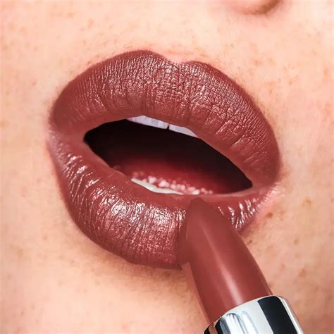 Купить кремовая губная помада по низкой цене в интернет-магазине Avon