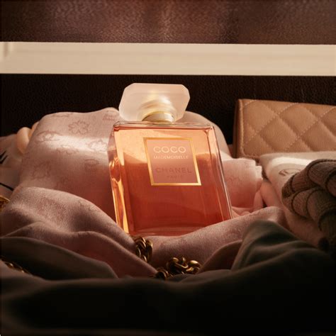Eine Duftreise mit CHANEL: Auf der Spur von COCO MADEMOISELLE