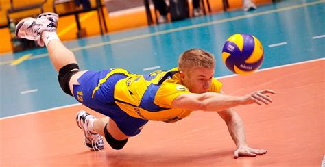 Игрок либеро в волейболе: что это за позиция? — Спортмастер Медиа