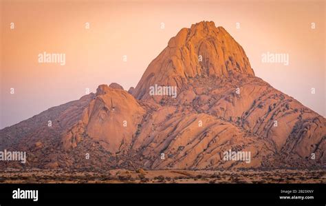 spitzkoppe mountain  sunrise  namibia stock photo alamy