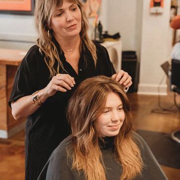 PASHA HAIR SALON: Your Destination for Sustainable Beauty