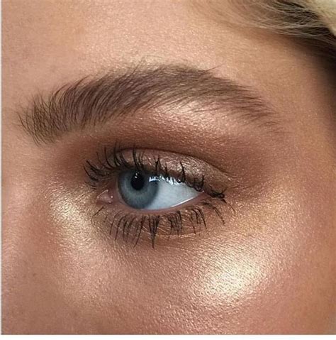 The Natural Eye Makeup Looks For Any Occasion - Society19