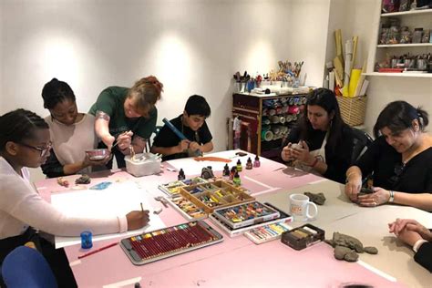 art therapy session stargardts connected