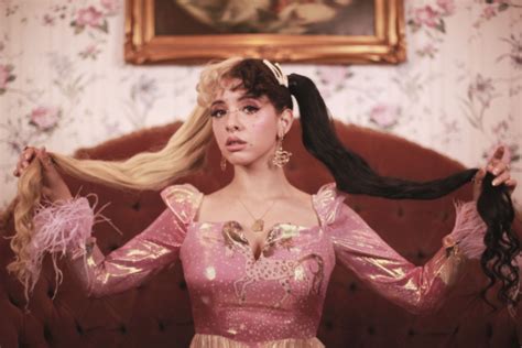 Melanie Martinez'in yeni albümü Portals yayımda - Dokuz Eylül | Güncel ...