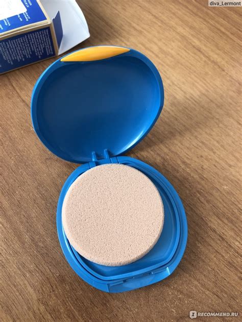 Пудра компактная Shiseido Солнцезащитное компактное тональное средство ...