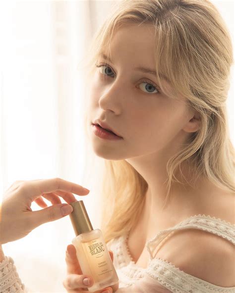 The Cutie Collective - Alina Ji 🤍 IG: Akotjk IG2: Alina_Portfolio_