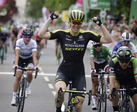 Sarah Roy schenkt Mitchelton-SCOTT tweede ritzege af in Women's Tour