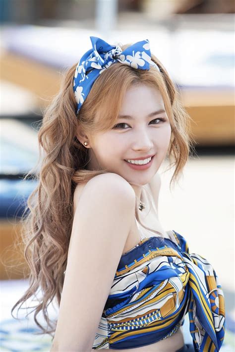 210609 Sana : r/sana