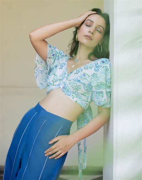 Anasi: Homegrown Fashion Label That Houses Timeless Ensembles – ANASI