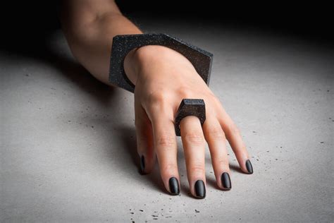13&9 design | ITSLIQUID