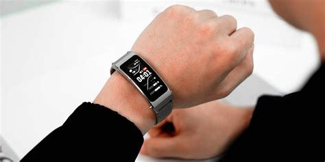 Huawei TalkBand B7: la mejor pulsera inteligente para contestar llamadas