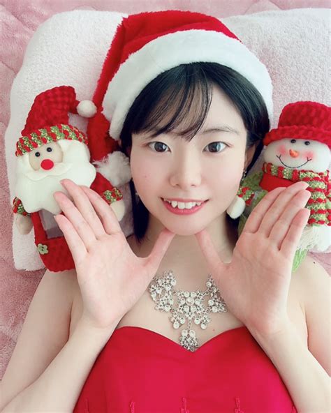 nono | Merry Christmas Eve🎄 Wishing you a wonderful Christmas! | Instagram