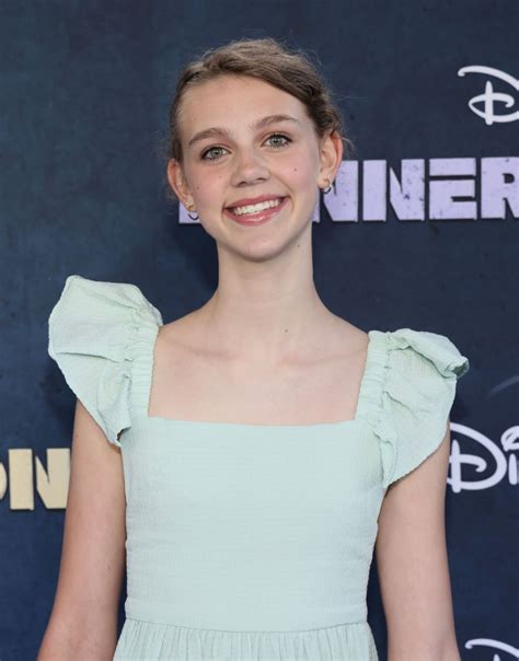 Elle Graham – “Rennervations” Premiere in Los Angeles 04/11/2023