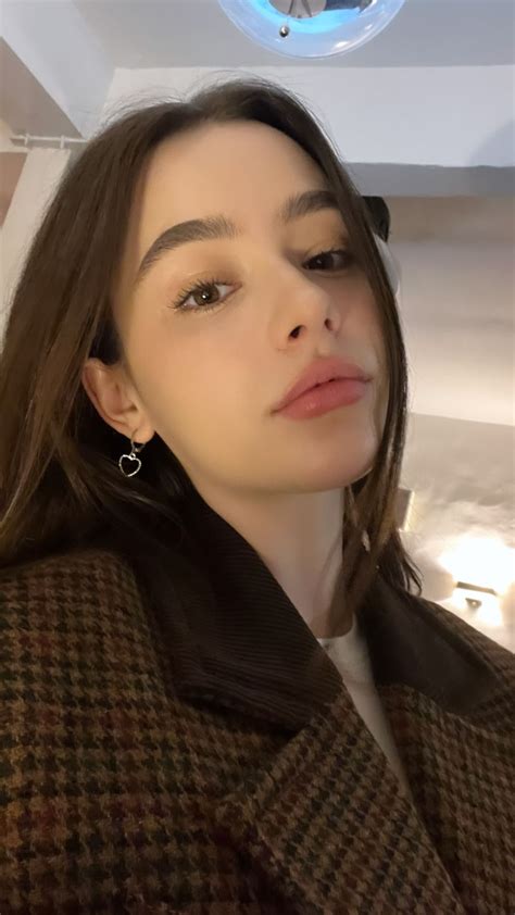 Dasha Taran | Wajah, Wajah wanita, Gadis cantik