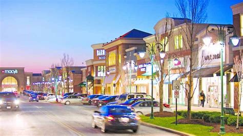 Luxurious 2 BDR Condo in Bowie Town Center. Close to DC and Annapolis ...