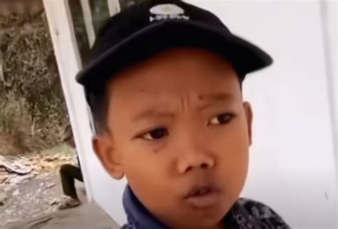 Viral, Bocah Nyanyi Tentang Judi Online Bikin Ngakak - LambeTurah ...
