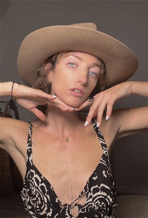 127 best u/venusmoongoddess images on Pholder | Amihot, Socalgonewild