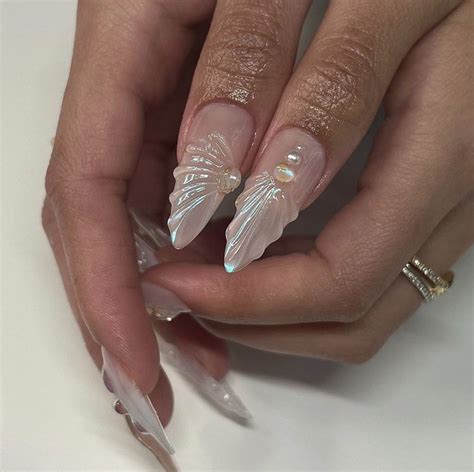 cute korean ocean themed nails sea shells  chrome iridiscent dreamy