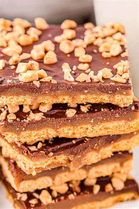 Graham Cracker Toffee Recipe - Mom On Timeout