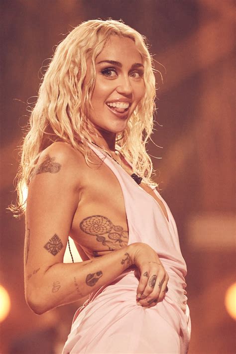 Sagittarius Zodiac Sign – Dates, Traits, Personality & Characteristics