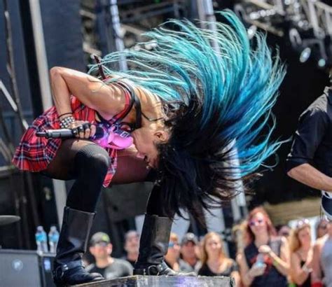 50 Perfectly Timed Photos | KLYKER.COM
